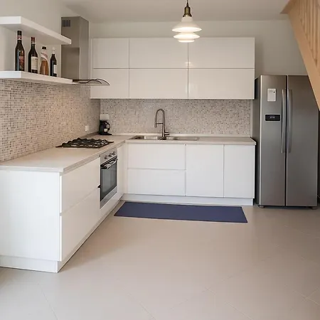 Dams فرانكافيلا أل ماري