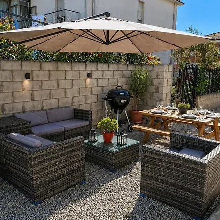Dams - Seaside Luxury Treat Holiday home